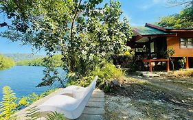 Mangrove bungalow&restaurant
